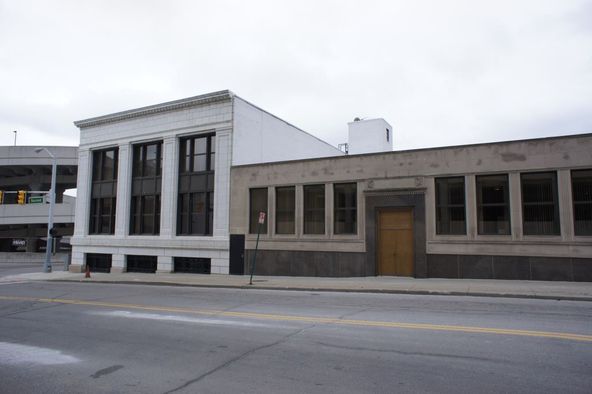 610 W Congress, Detroit, MI 48226